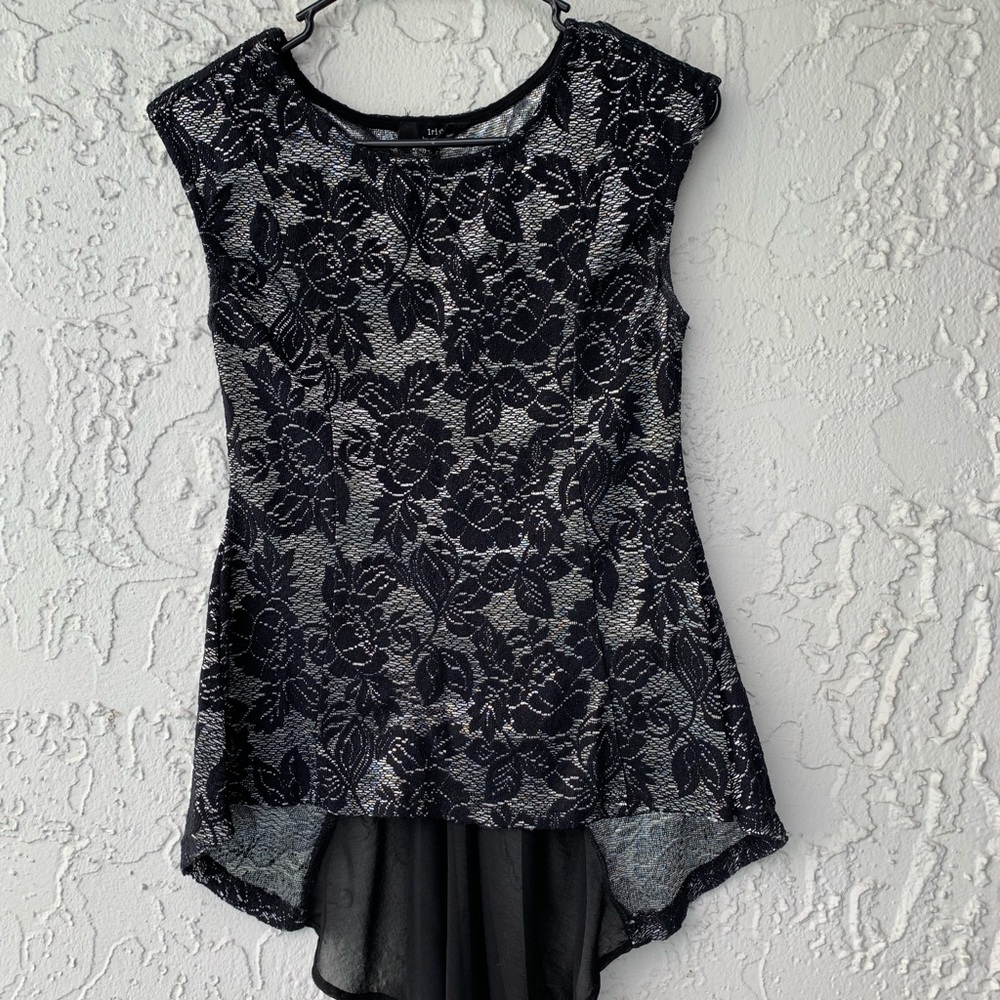 REDUCED! Stunning Iris Los Angeles tuxedo back top